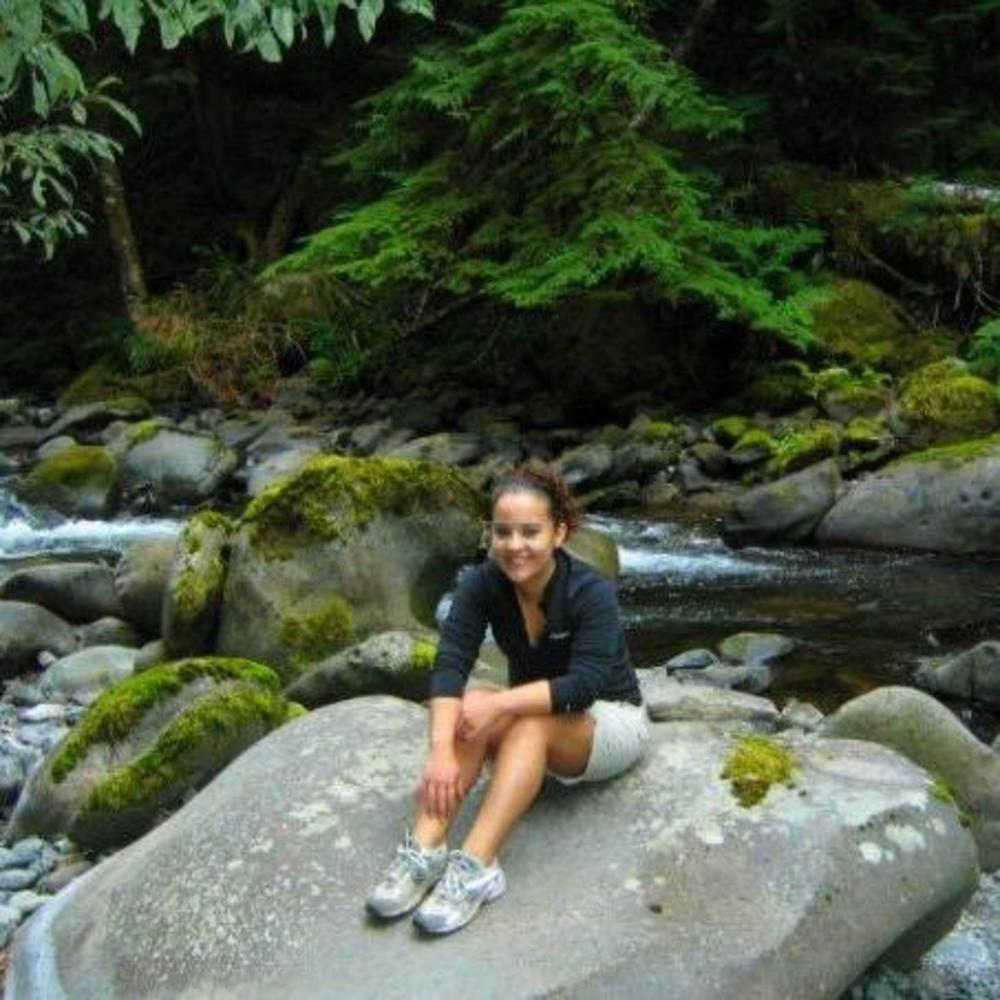 Meet your Posher, Adriana